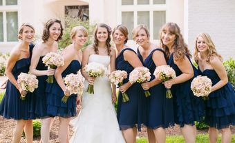 Váy phụ dâu ngắn màu xanh navy chất voan - Blog Marry