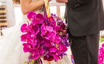 Hoa cưới cầm tay độc đáo được kết từ hoa lan - Blog Marry