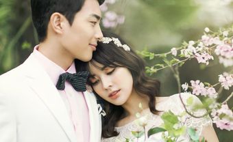 15 cách tạo dáng chụp ảnh cưới cho chú rể “nấm lùn” - Blog Marry