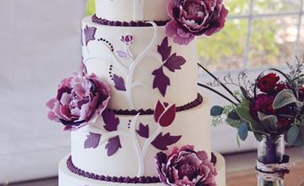 Bánh cưới bốn tầng hoa tím 3D - Blog Marry
