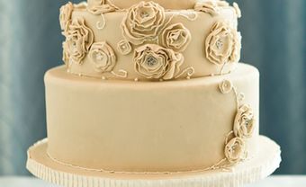 Bánh cưới đẹp 3 tầng màu kem đơn giản - Blog Marry