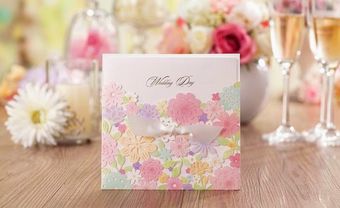 Thiệp cưới đẹp cắt laser họa tiết hoa mùa xuân - Blog Marry