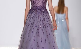 Váy cưới tím siêu lãng mạn của Monique Lhuillier - Blog Marry