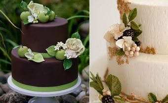 Bánh kem cưới phủ chocolate trang trí hoa và trái cây - Blog Marry