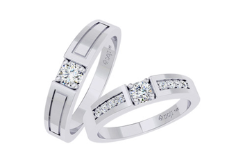 Nhẫn cưới vàng trắng viền kim cương tinh tế - Blog Marry