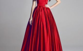 Váy cưới đẹp màu đỏ chất liệu satin quý phái - Blog Marry