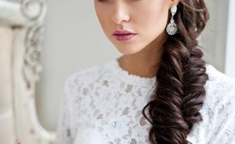 Tóc cưới đẹp bới cao, thắt bím lỏng tay đuôi tóc - Blog Marry