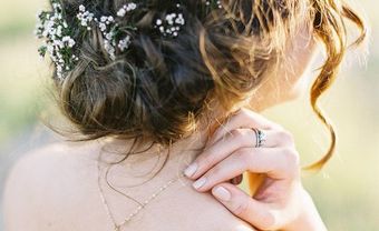 Tóc cưới đẹp thắt bím búi rối tự nhiên và lãng mạn - Blog Marry