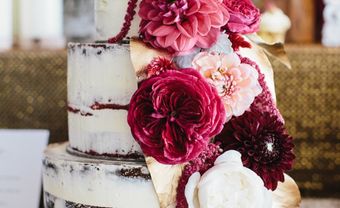Bánh cưới đẹp phong cách mộc kết hoa tươi nổi bật - Blog Marry