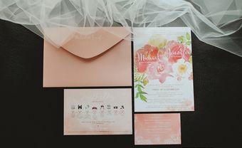 Thiệp cưới đẹp màu hồng thạch anh vẽ hoa màu nước - Blog Marry