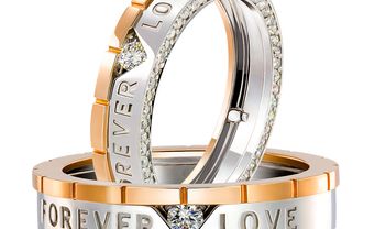Nhẫn cưới đẹp kết hợp vàng trắng và vàng tây, khắc chữ cầu kỳ - Blog Marry