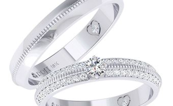 Nhẫn cưới vàng trắng chạm khắc đính kim cương cầu kỳ - Blog Marry