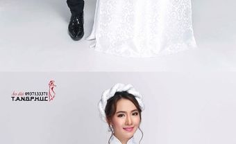 Áo dài cưới đẹp gấm trắng thanh nhã cho cặp đôi trẻ - Blog Marry