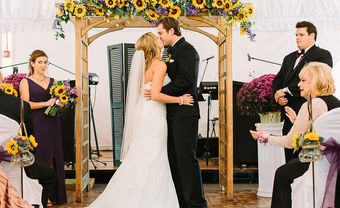 Hoa cưới hướng dương mang niềm vui ấm áp cho hôn lễ - Blog Marry
