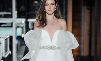 Ngẩn ngơ ngắm 11 thiết kế váy cưới đẹp quyến rũ từ Reem Acra - Blog Marry