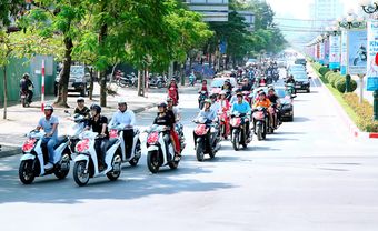 Cả đoàn xe SH rước cô dâu từ trò chơi điện tử - Blog Marry