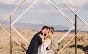 Cổng hoa cưới đẹp với thiết kế "lạ" cho cặp đôi cá tính - Blog Marry