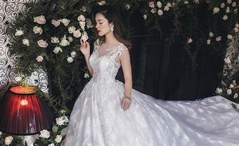 Những bộ váy cưới bay bổng như mây cho cô dâu mùa thu - Blog Marry