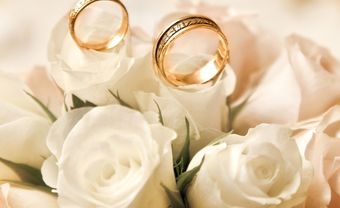 Nhẫn đôi vàng Tây thiết kế hiện đại cho vợ chồng trẻ - Blog Marry