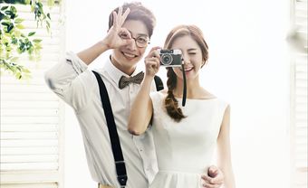 Cảnh hậu trường "hết hồn" khi nhờ bạn trai chụp ảnh du lịch - Blog Marry