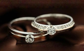 Rụng tim với 3 kiểu nhẫn cưới vàng trắng mới nhìn đã thích mê - Blog Marry