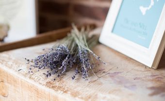Lãng mạn khó tin với hoa lavender khô trang trí cho đám cưới - Blog Marry