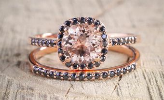 Làm sao để sở hữu được một cặp nhẫn cưới kim cương ưng ý? - Blog Marry