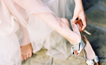 Đừng để chân phồng rộp vì phạm 7 sai lầm khi chọn giày cưới này! - Blog Marry