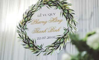 Ấn tượng nét tối giản trong các mẫu bảng tên cô dâu chú rể năm 2018 - Blog Marry