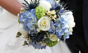2 cách bó hoa cưới cẩm tú cầu cực xinh lại tiết kiệm - Blog Marry