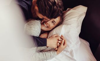 Chuyện chăn gối: Nên hay không nên quan hệ thường xuyên? - Blog Marry