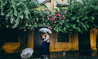 5 điều cô dâu chú rể nhất định phải "thuộc lòng" nếu tổ chức đám cưới vào mùa mưa - Blog Marry