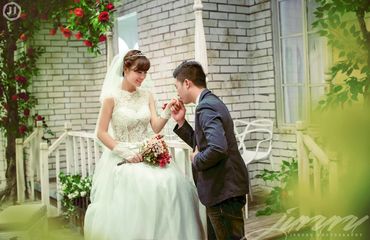 Ảnh cưới đẹp phim trường Sài Gòn [ Dũng &amp; Kiều] - Jururu studio - Hình 6