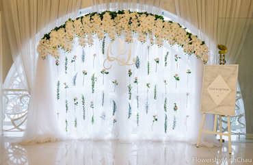 Trang trí tiệc cưới chủ đề theme màu trắng bạc - Flowers by Minh Châu - Tây Ninh - Hình 4