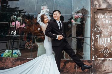Cảnh tưởng gạnh tỵ của cặp đôi chụp ở phim trường Alibaba - Luxury Wedding Quận Phú Nhuận - Hình 1