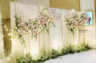 BACKDROP CHỤP HÌNH CƯỚI - Elle Flora Wedding & Event - Hình 4