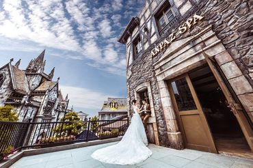 LÀNG PHÁP THU NHỎ CỦA ĐÀ NẴNG - HÌNH CƯỚI SANG CHẢNH - Áo cưới Lucky Anh&Em - Hình 21