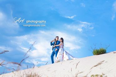 Album ảnh cưới bãi biển - Wedding Studio Vuông Tròn - Hình 3