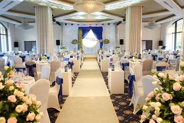 BLUE &amp; PINK are the hosttest color - Elegant Suites Westlake - Hình 9