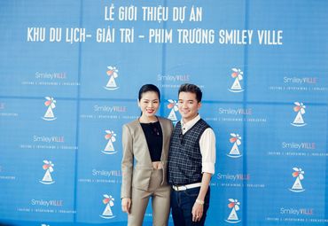 Người nổi tiếng tại Smiley Ville - Smiley Ville - Hình 11