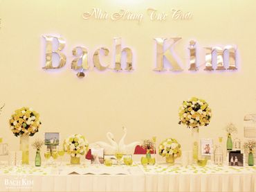 TRANG TRÍ BÀN KỶ NIỆM CHO TIỆC CƯỚI - Nhà hàng tiệc cưới Bạch Kim - Hình 17