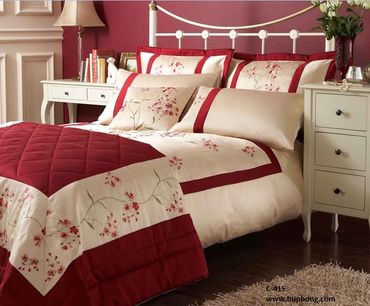 Những bộ chăn ga gối màu đỏ ấm áp cho phòng ngủ - Búp Bông - Hình 5