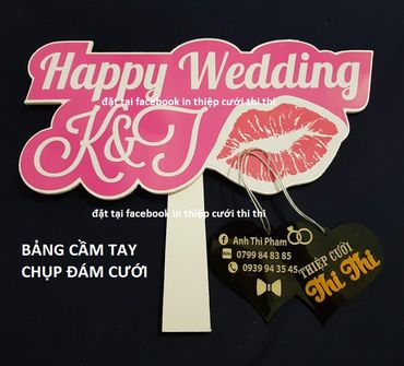 bảng cầm tay chụp hình đám cưới, hashtag cầm tay đám cưới, hashtag đám cưới, bảng hastag check in ngày cưới giá rẻ đẹp Cần Thơ - IN THIỆP CƯỚI CẦN THƠ GIÁ RẺ THI THI - Hình 21