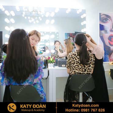 Trang điểm đẹp tại Long Biên - Katy Đoàn Makeup &amp; Academy - Hình 19