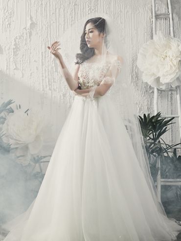 Á hậu Tú Anh đẹp thuần khiết trong BST váy cưới 2017 của Hacchic Bridal - Hacchic Bridal - Hình 11