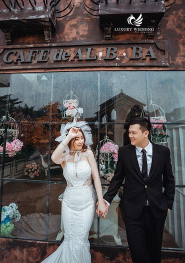 Cảnh tưởng gạnh tỵ của cặp đôi chụp ở phim trường Alibaba - Luxury Wedding Quận Phú Nhuận - Hình 2