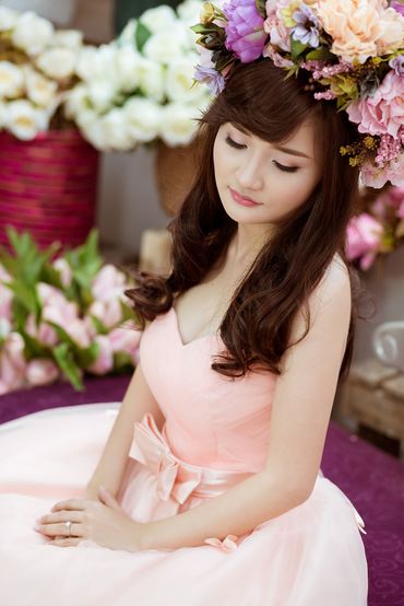 Ảnh cưới phim trường - Moments Wedding Studio - Hình 8