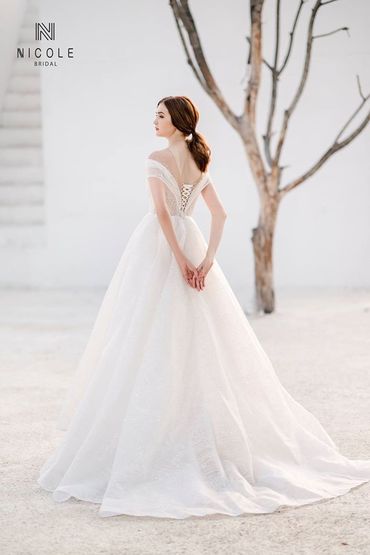 Back to Floral 2020 - Váy cưới Nicole Bridal - Hình 5