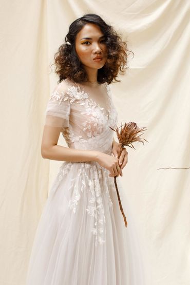 IRIDESCENT DREAMS Collection - Olivia Ng Bridal - Hình 33