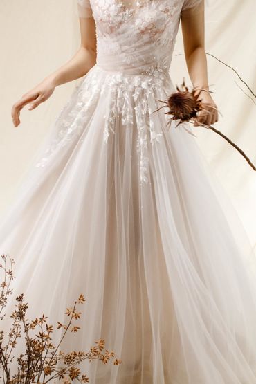 IRIDESCENT DREAMS Collection - Olivia Ng Bridal - Hình 34